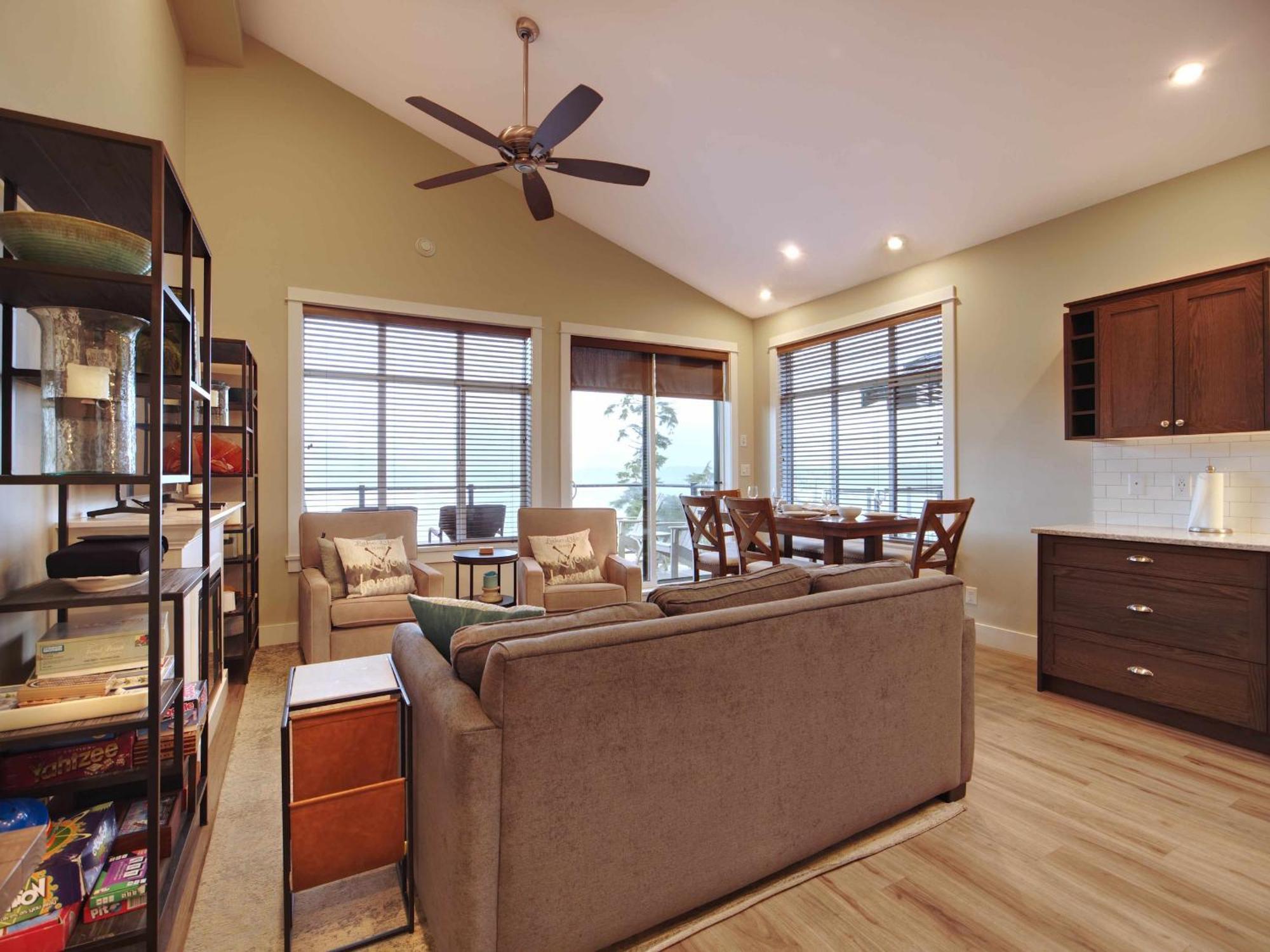 Handsome Dan'S Vacation Cottage Rentals Port Renfrew Exterior photo
