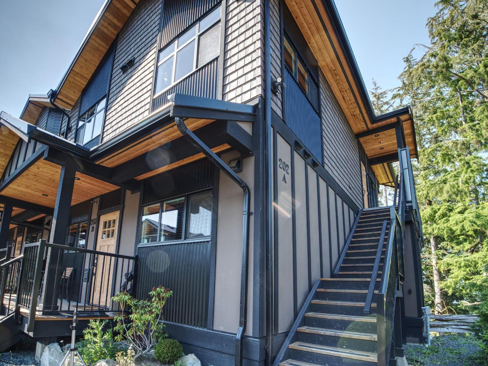 Handsome Dan'S Vacation Cottage Rentals Port Renfrew Exterior photo